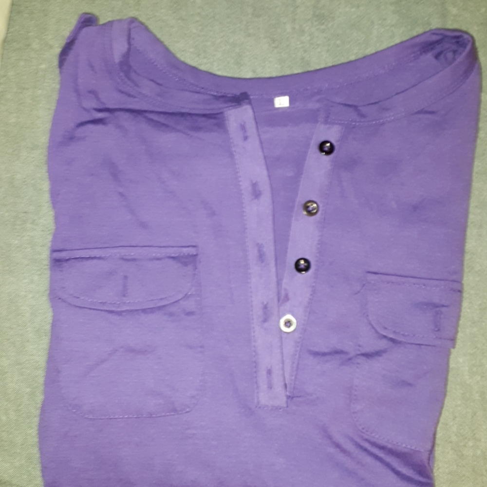 Gorgeous Purple Long Sleeve Tee, Unused.